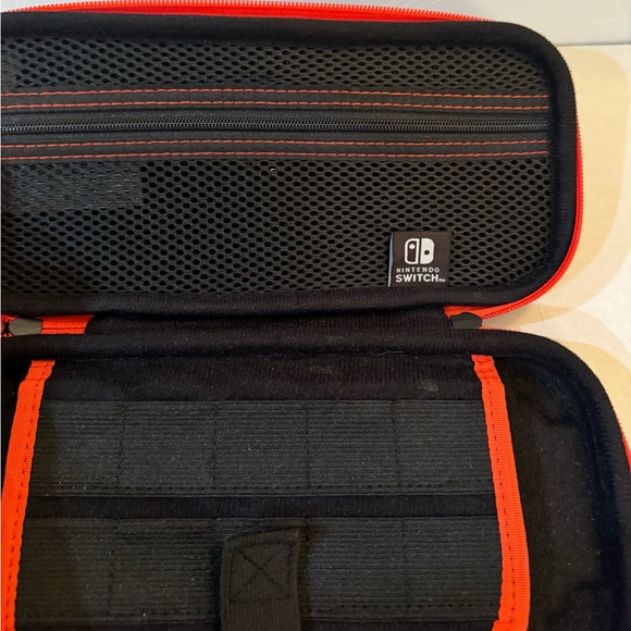 Nintendo Switch Protection Kit- OLED Model - Picture 9 of 9